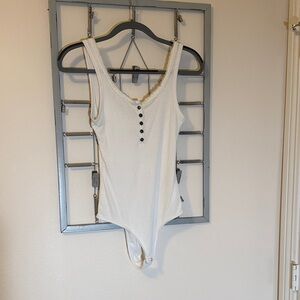 Hollister White Sleeveless Bodysuit